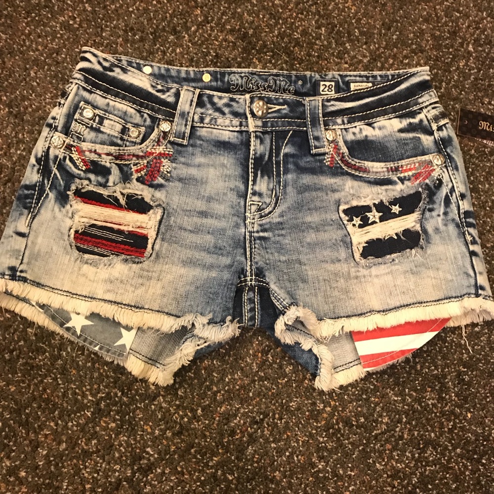 HOLD DO NOT BUY Size 28 Miss Me Flag Shorts